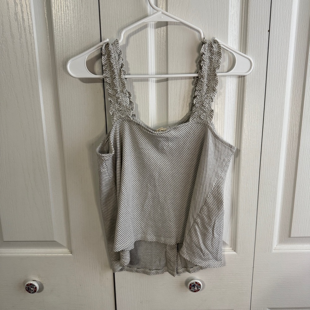 A New Approach black white ruffle strap tank top size small - Picture 7 of 7